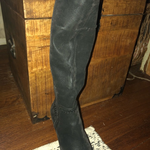 Boots - Picture 2 of 8